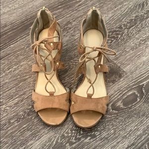 💛 Circus by Sam Edelman Lace Up Block Heels 💛